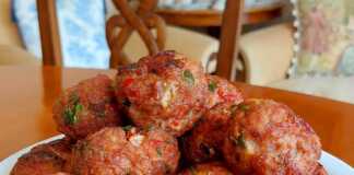 Κεφτεδάκια με πιπεριά!