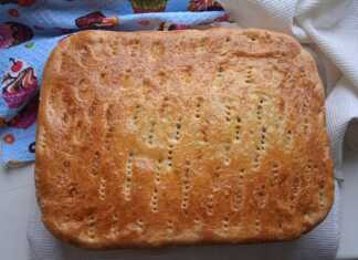 Κοτόπιτα λαχανικών με χειροποίητη ζύμη