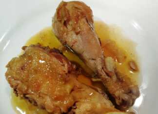 Κοτόπουλο λεμονάτο στην κατσαρόλα