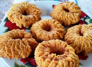 Κουλουράκια σε τρεις γεύσεις