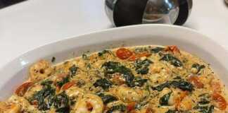 Κρεμώδης γαρίδες με σπανάκι