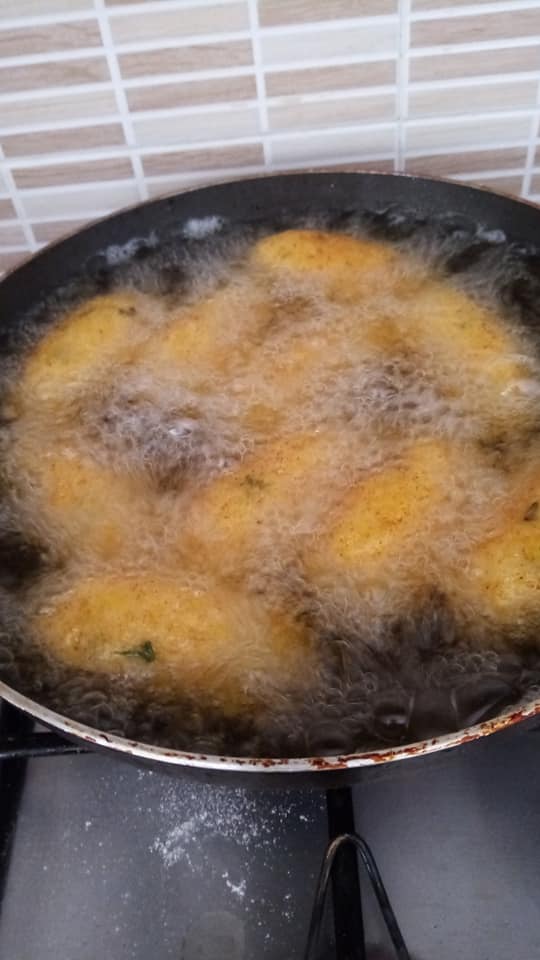 Παναρισμένες κροκέτες ρυζιού