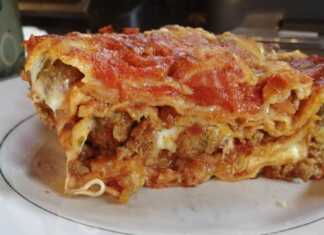 Λαζανια με κεφτεδάκια