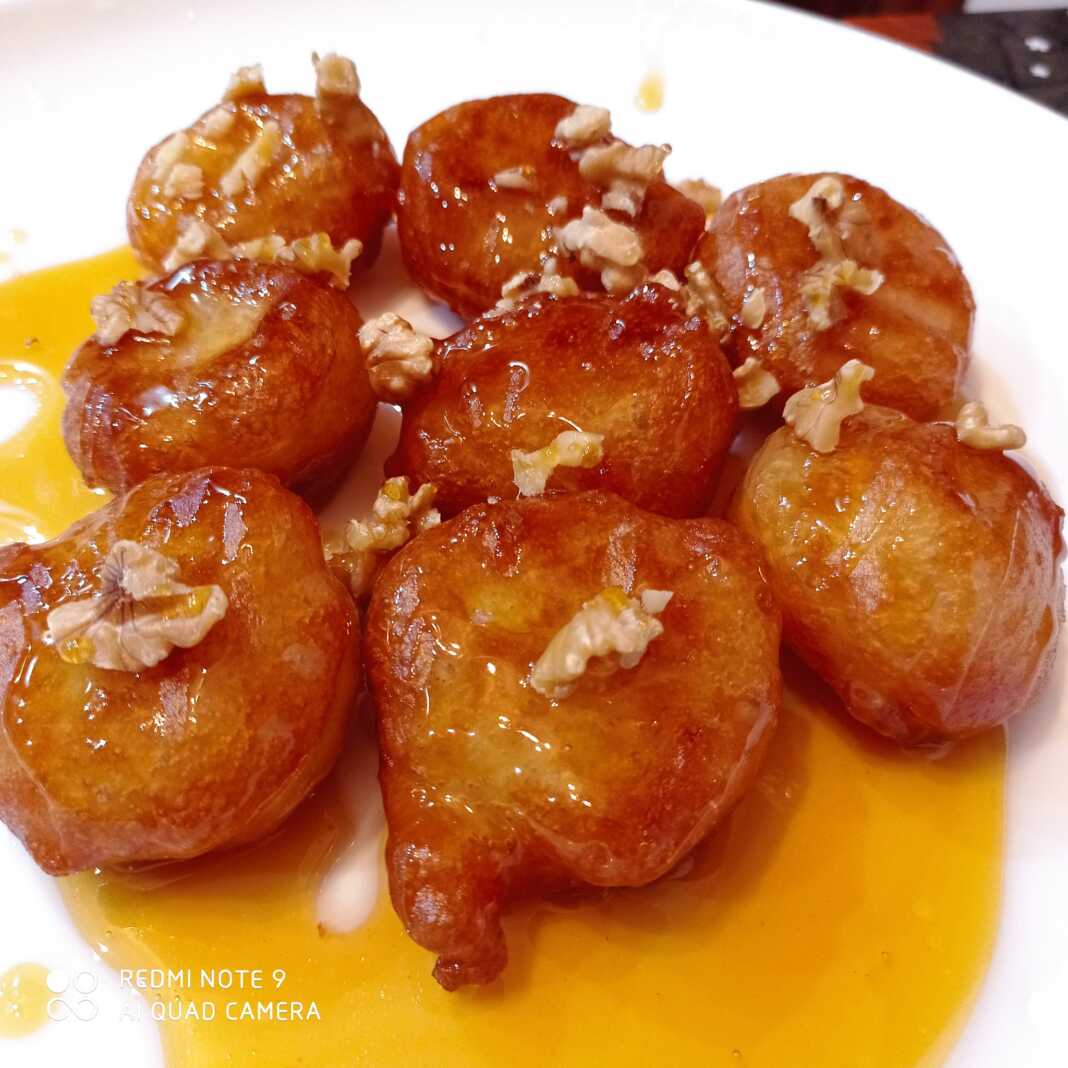 loukoumades Λουκουμάδες