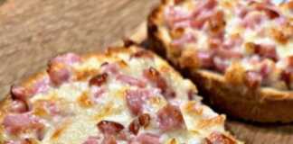 Ψωμάκια με λουκάνικο και τυρί στο φούρνο