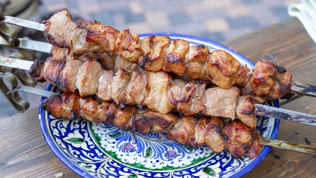 χοιρινό σουβλάκι σις κεμπάπ συνταγή