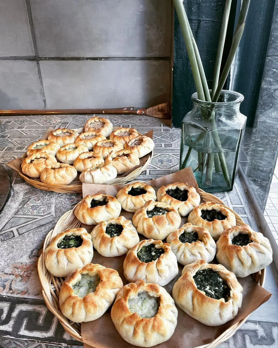 Τα παραδοσιακά Γεωργιανά πουγκιά του φούρνου Marili στην Αγίας Ζώνης στην Κυψέλη / Φωτογραφία: instagram.com/marili.ath