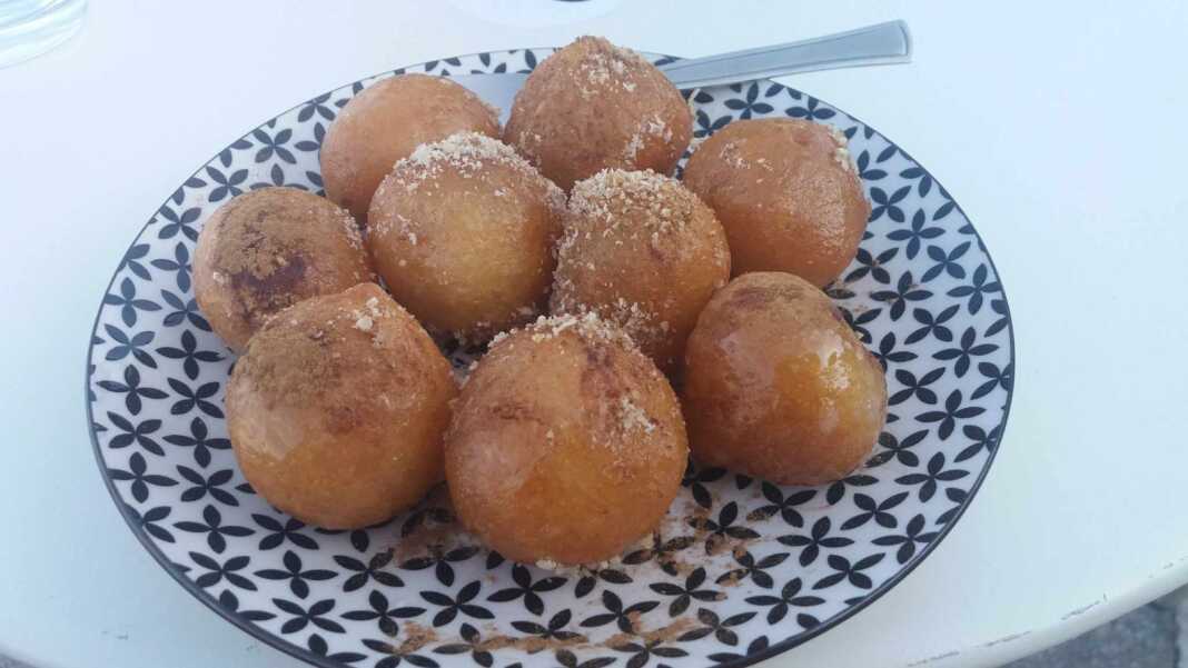 eukoloi loukoumades eukoloi loukoumades