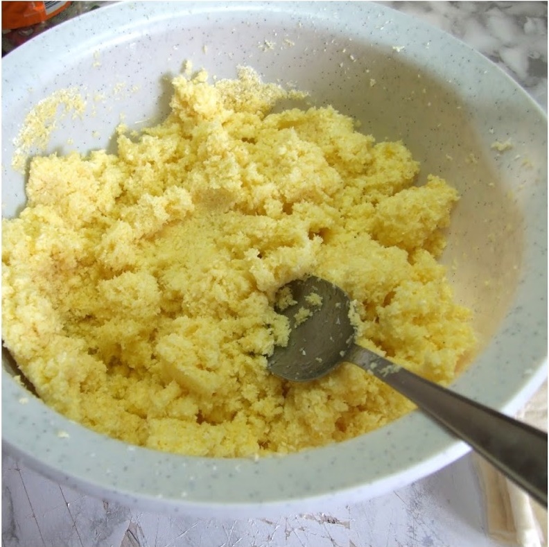 Γλυκιά Πίτα με αλεύρι καρυδας