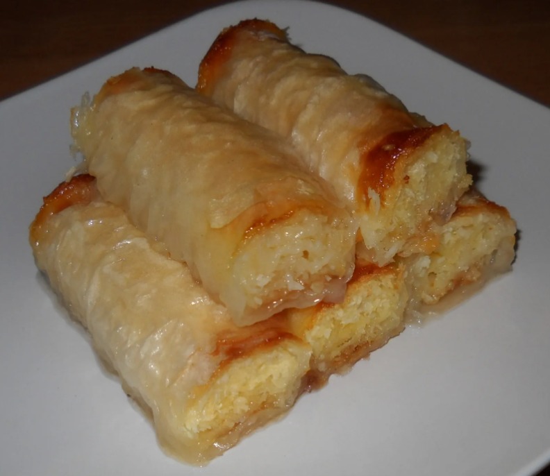 Γλυκιά Πίτα με αλεύρι καρυδας