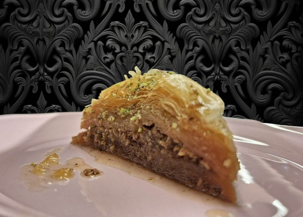 image (24) Μπακλαβάς με καρύδι