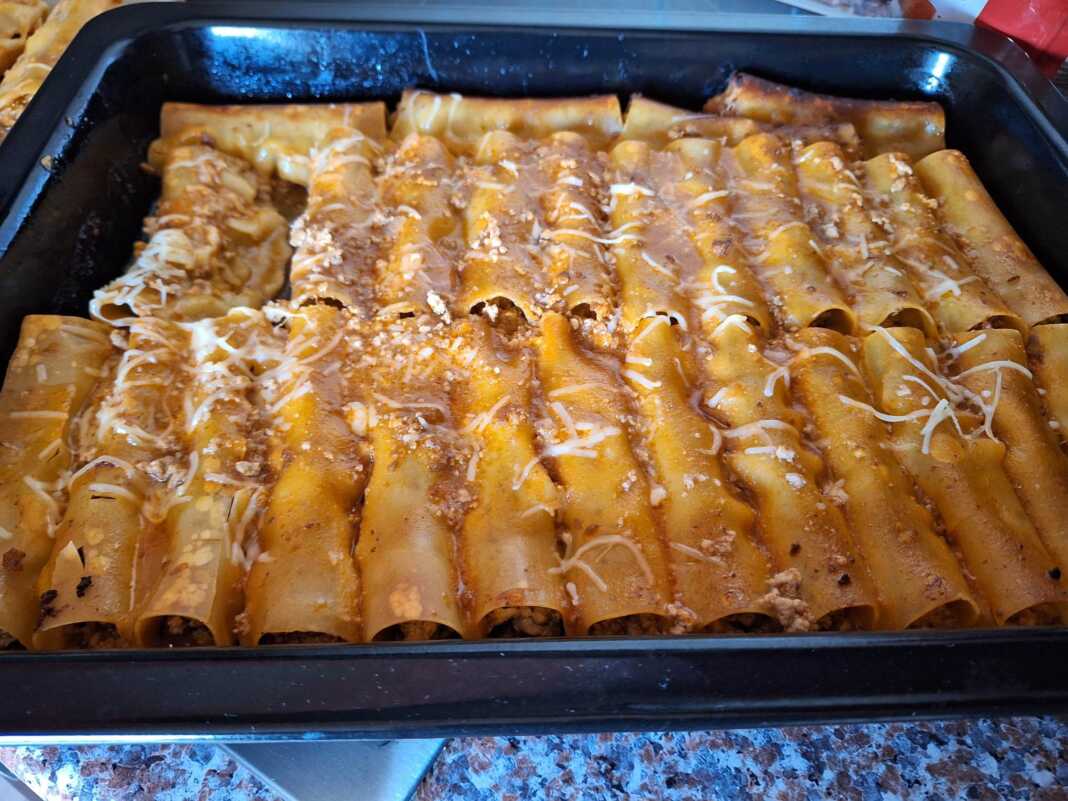 Κανελόνια με Κιμά και χωρίς μπεσαμέλ
