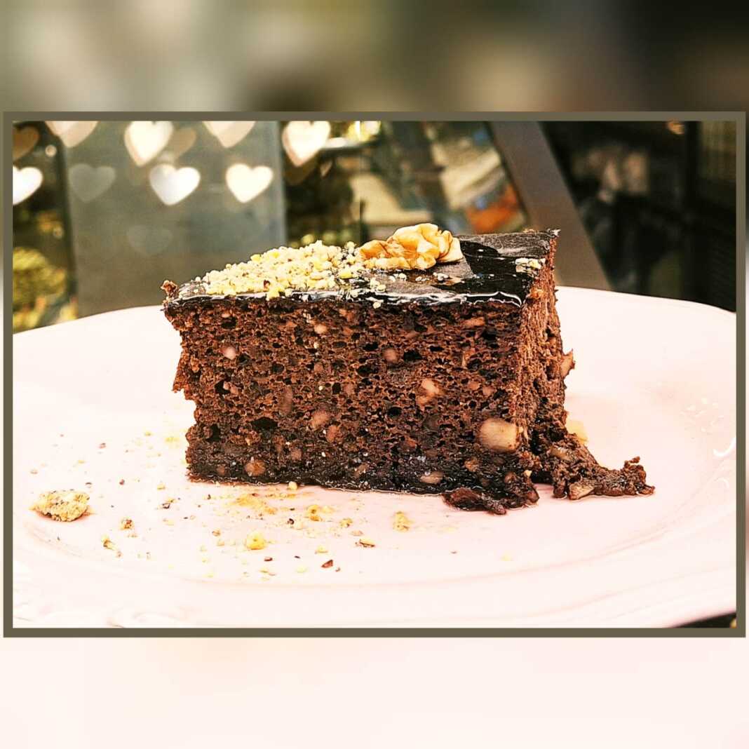 Καρυδόπιτα με σοκολάτα