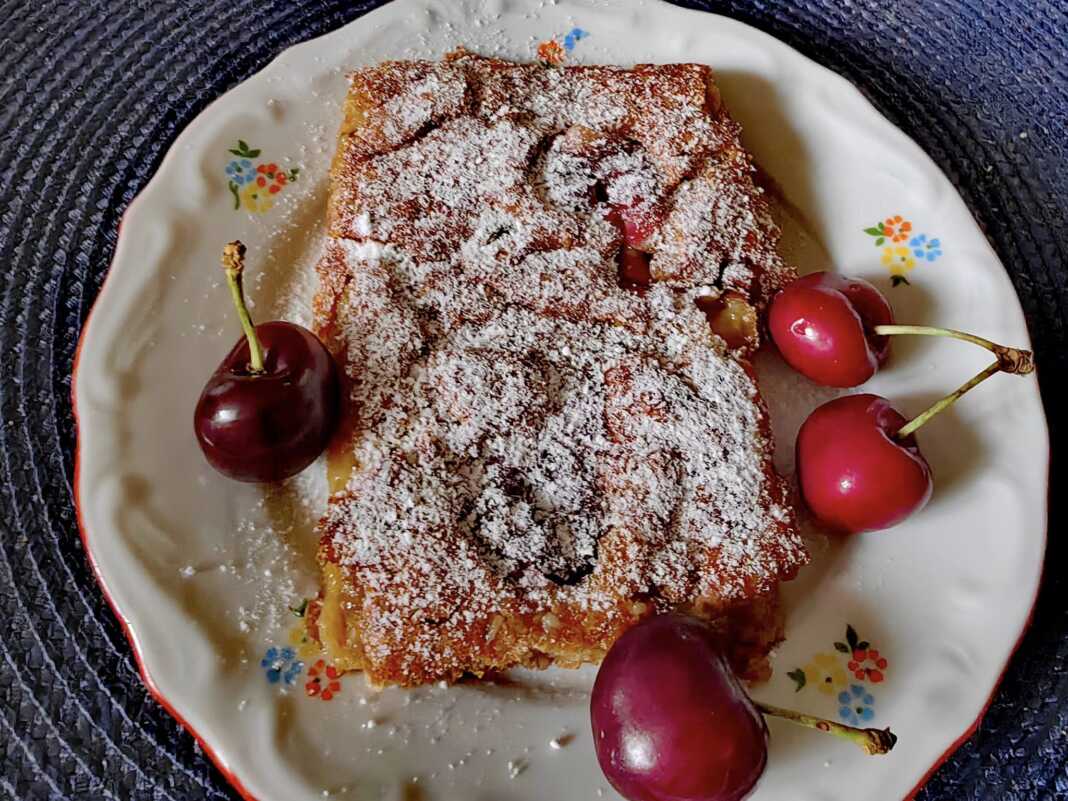 Κερασόπιτα με βρώμη