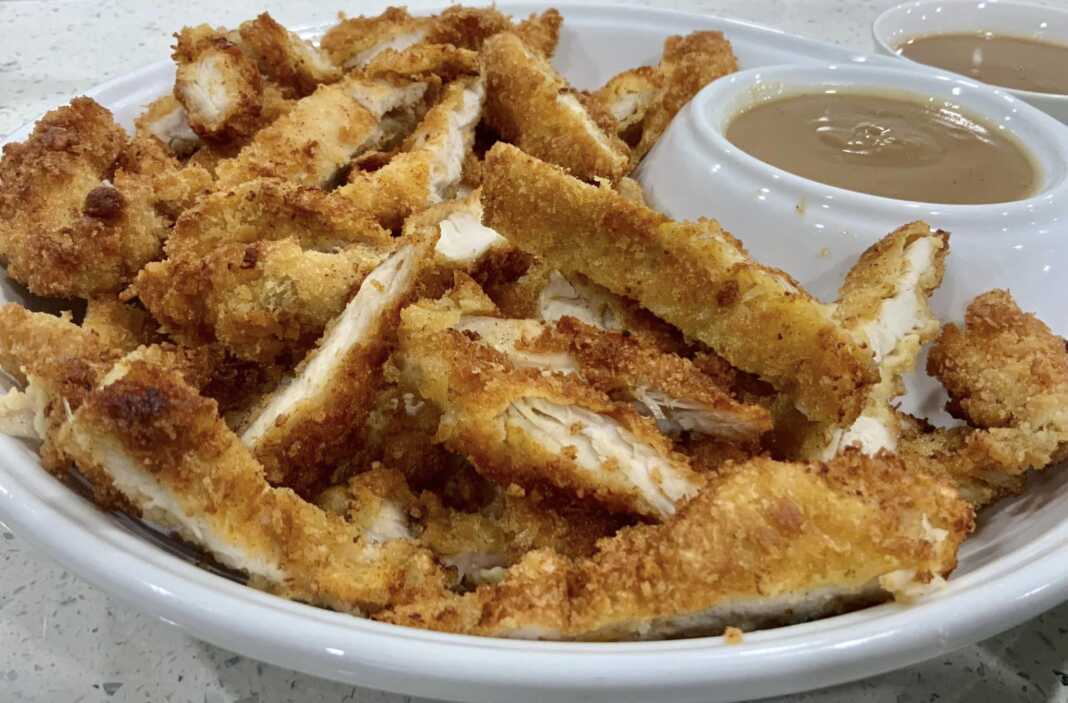 Κοτόπουλο Πανέ με σάλτσα μουστάρδας