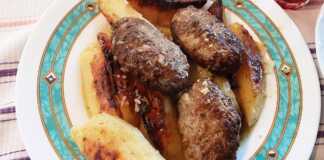 Μπιφτέκια με πατάτες στον φούρνο!!!