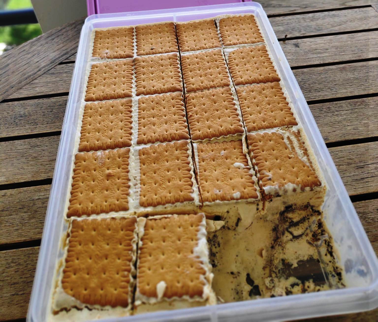 Παγωτό σάντουιτς στρατσατέλα 