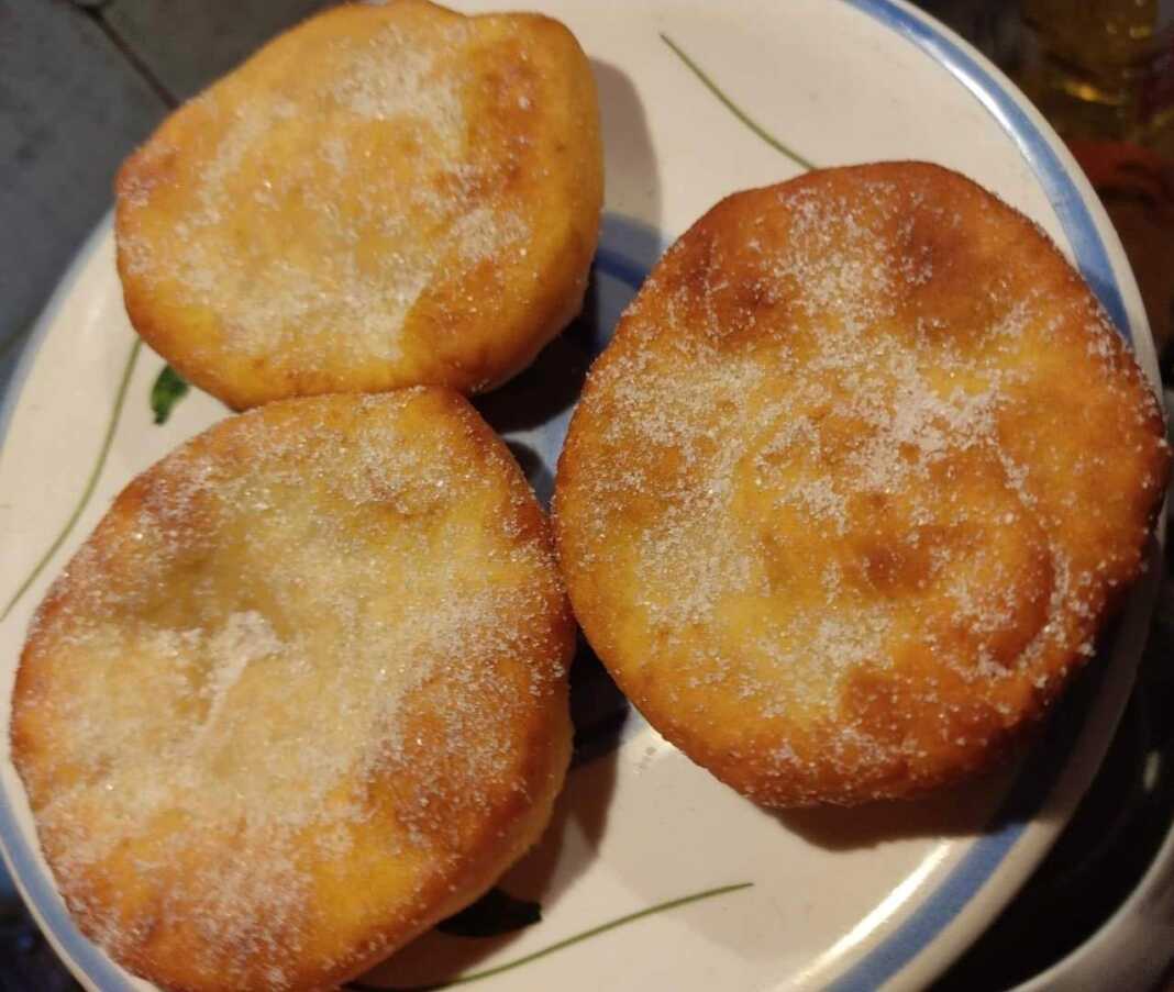 tiganitesmeZaxari Τηγανίτες με ζάχαρη