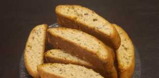 Τραγανά μπισκοτάκια Cantuccini