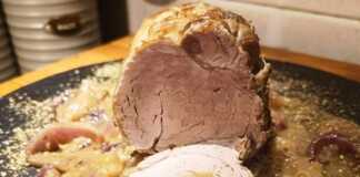 Χοιρινό φιλέτο στο τηγάνι με κρεμμύδια