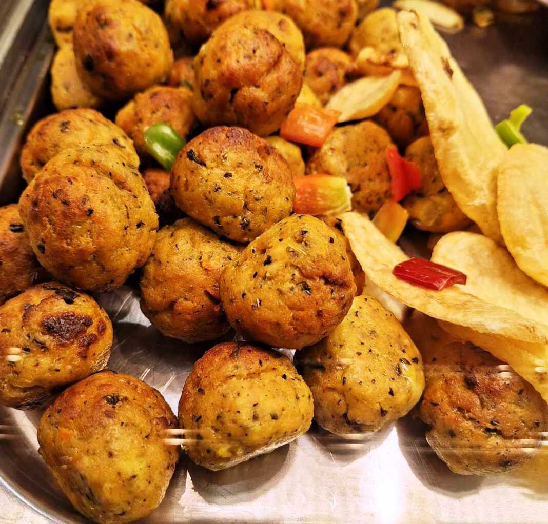 kotokeftedakia Κεφτεδάκια κοτόπουλο στο φούρνο