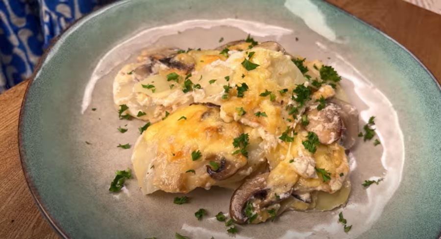 manitariaKremaGalaktos Πατάτες με μανιτάρια και κρέμα γάλακτος