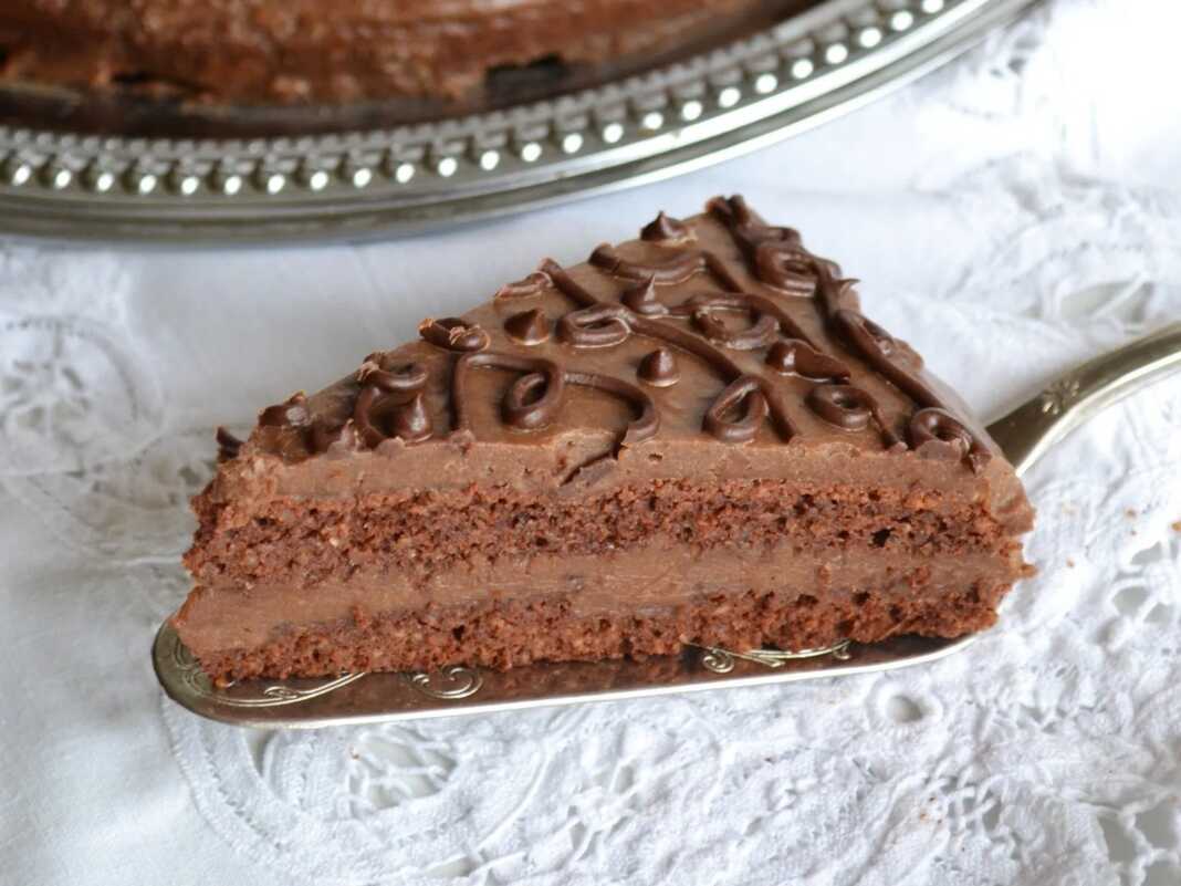 mavriTorta Μαύρη Τούρτα Σοκολάτας