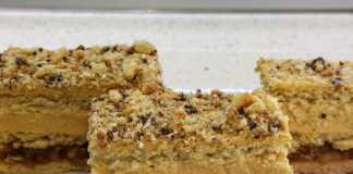 Μηλόπιτα με κρέμα Μηλόπιτα με κρέμα