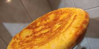 Σπανακοτυρόπιτα στο τηγάνι Σπανακοτυρόπιτα στο τηγάνι