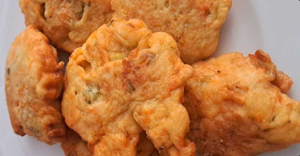 tiganitesKolokithoanthous Τηγανίτες με κολοκυθοανθούς