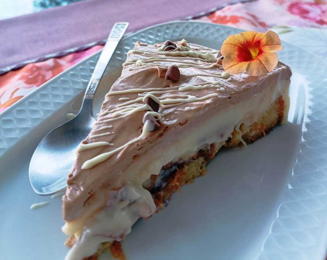 Τούρτα Τσουρέκι