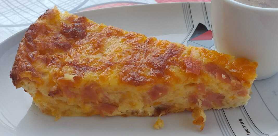 Ζαμπονοκασερόπιτα