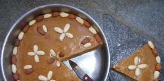 Χαλβάς με ταχίνι και αμύγδαλα Χαλβάς με ταχίνι και αμύγδαλα