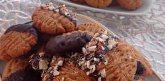 Κουλουράκια νηστίσιμα μελιού με σοκολάτα