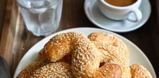 Κουλουράκια με 5 υλικά