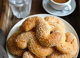 Κουλουράκια με 5 υλικά