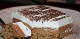 Υπέροχο γλυκό με καρύδι και 2 κρέμες Γλυκό ψυγείου με καρύδι και 2 κρέμες