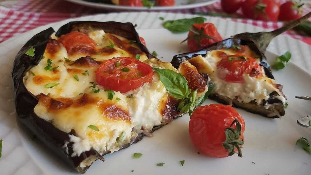 melitzanesGemisiTiriou Μελιτζάνες με γέμιση τυριού