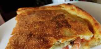 Μελιτζανόπιτα με μορταδέλα, ντομάτα και μπόλικη μοτσαρέλα μμμ Μελιτζανόπιτα με ντομάτα τυρί και μορταδέλα