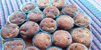 Μάφινς με δαμάσκηνα και σοκολάτα