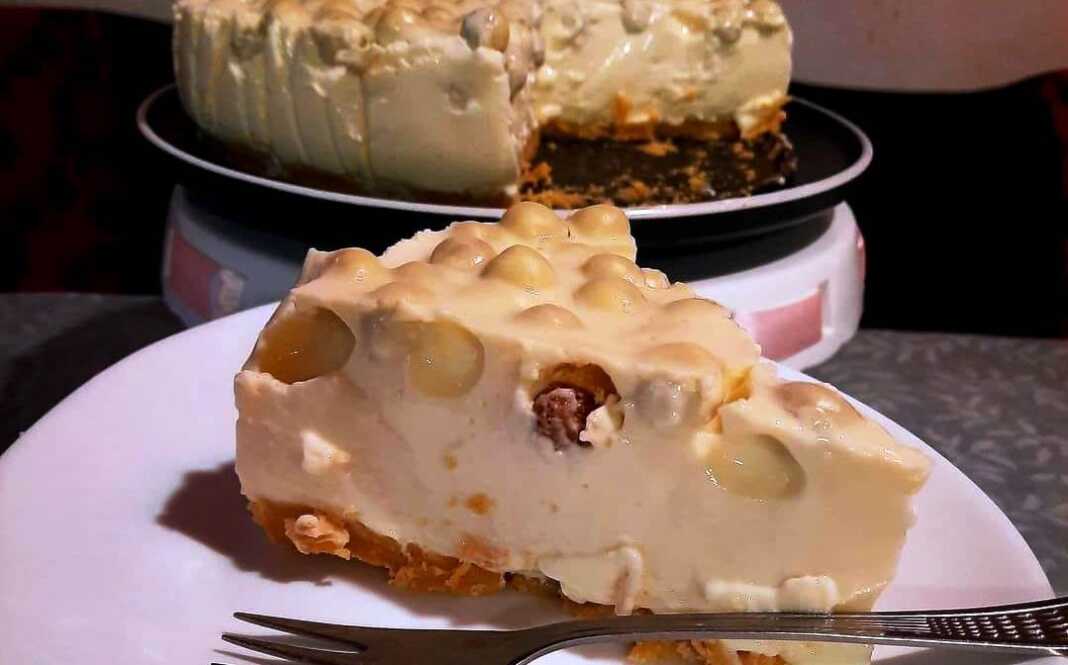 cheesseCakeGiaourti Cheesecake με γιαούρτι