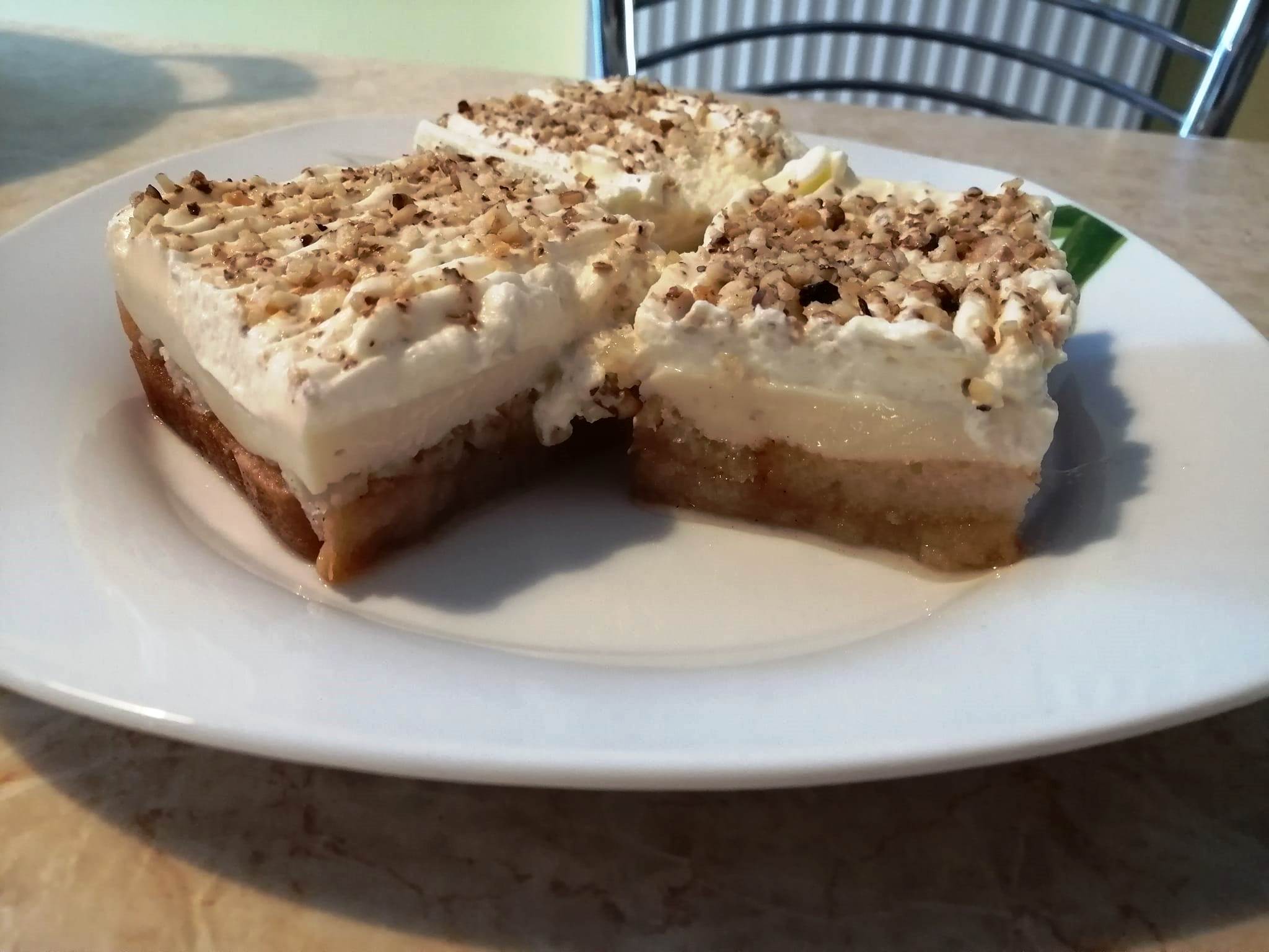 Εκμέκ με φρυγανιά 