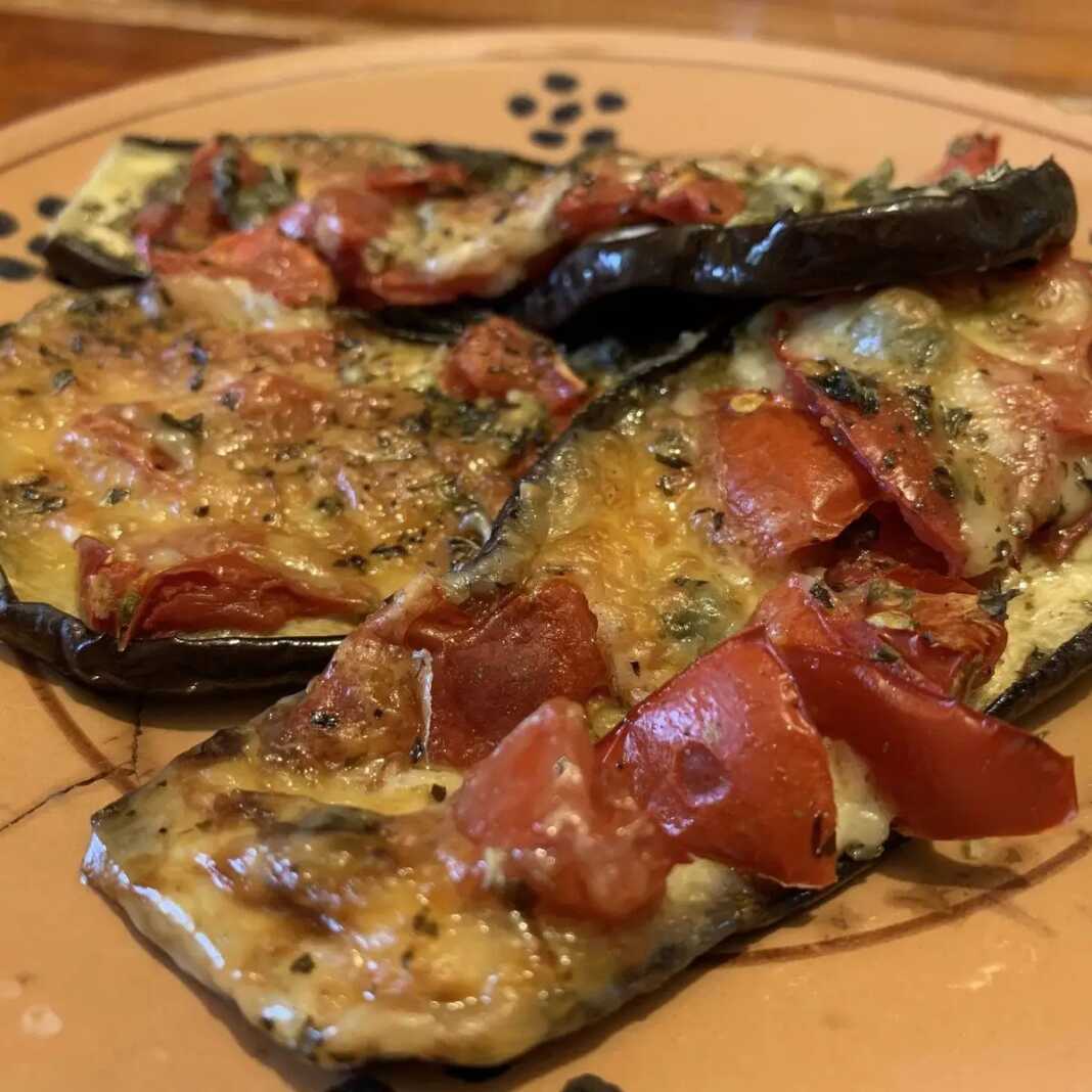 ezgif.com-webp-to-jpg (13) πίτσες μελιτζάνας στο φούρνο