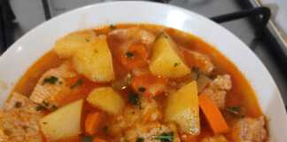 Χοιρινό φιλέτο με καρότα ντομάτα και πατάτες 🤤🤤 Χοιρινό φιλέτο με καρότα ντομάτας και πατάτες