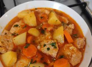 Χοιρινό φιλέτο με καρότα ντομάτας και πατάτες