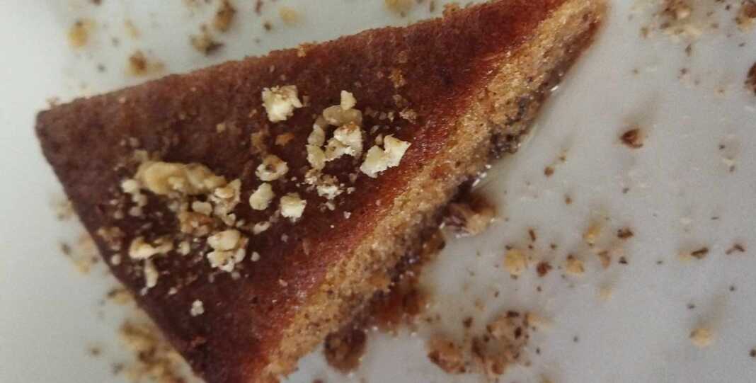 Μελαχρινή αφρος