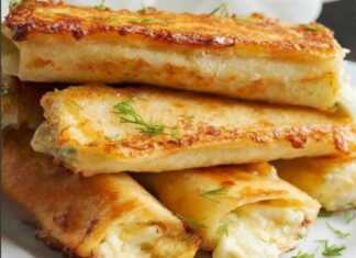 Μπουρεκάκια γεμισμένα με βραστό αυγό και τριμμένο τυρί