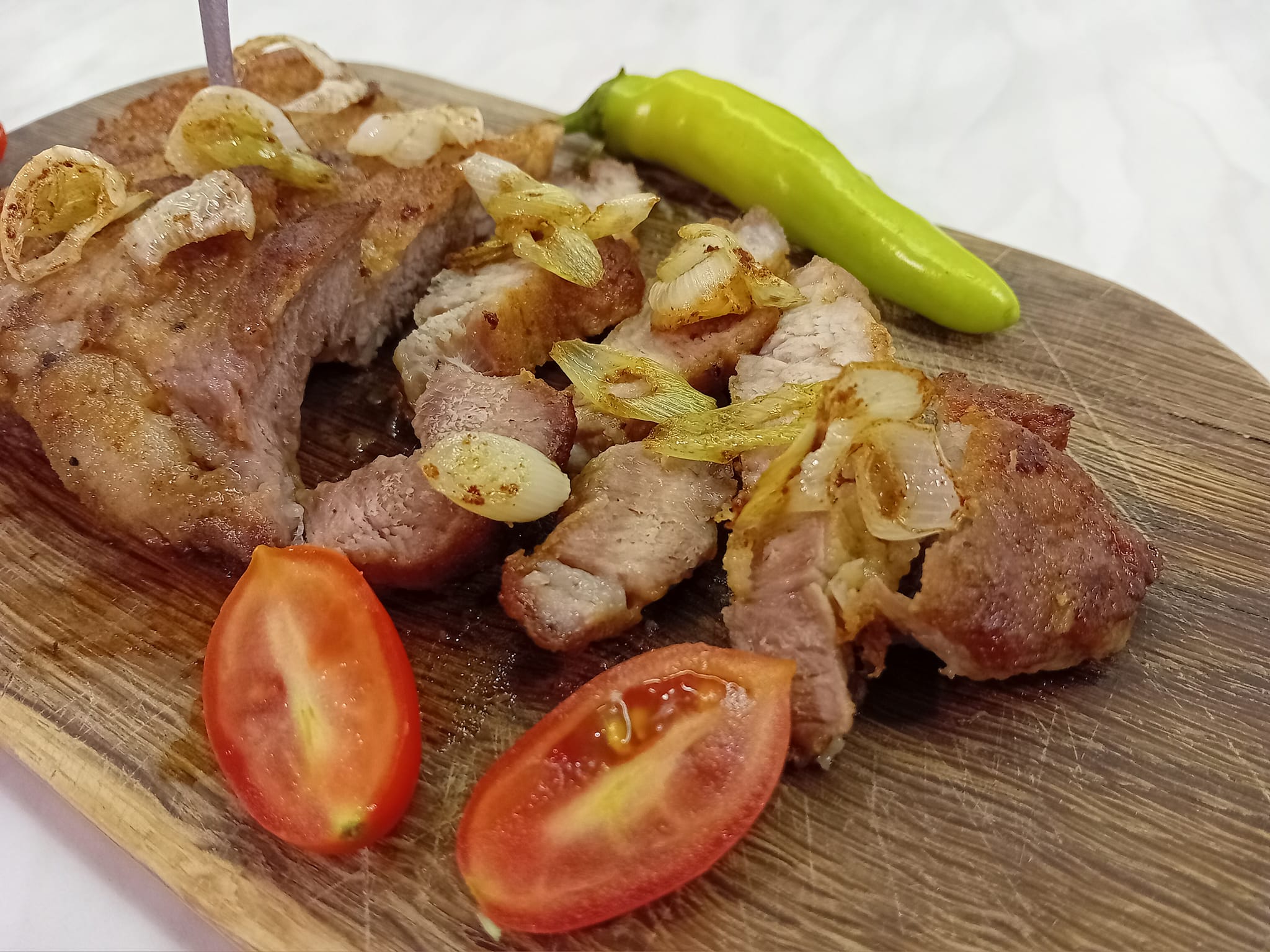 mprizolaTigani Τηγανητή μπριζόλα λαιμού