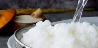 Πώς να σώσετε παραμαγειρεμένα φαγητά Πώς να σώσετε παραμαγειρεμένα φαγητά