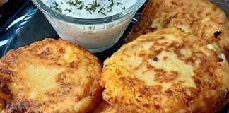 Πατατοκεφτέδες με τυρί και κρεμμύδι